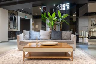Table basse Vero bois : tables hall accueil hôtel pour hôteliers