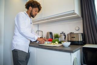 Accessoires kitchenette hôtelière : équipement cuisinette