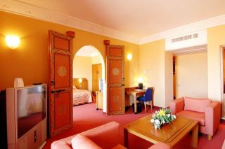 Meubles hôtels : mobilier hôtellerie chambre Baltys