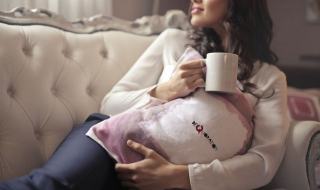 Coussin relaxant noyaux de cerise : bouillotte hôtelière