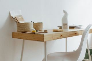 Support carré Esteban : console bureau hôtelier design