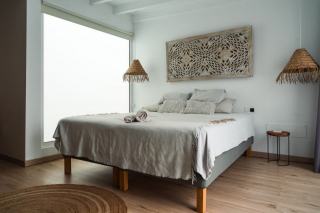 Pieds de sommier carrés : pied de lit hôtelier design